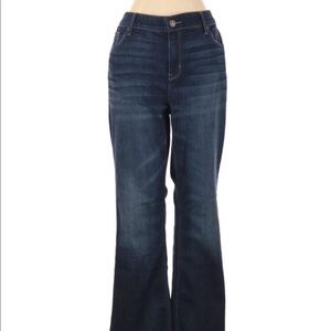 Chico’s size 1.5/10 Petite wide leg mid rise jeans